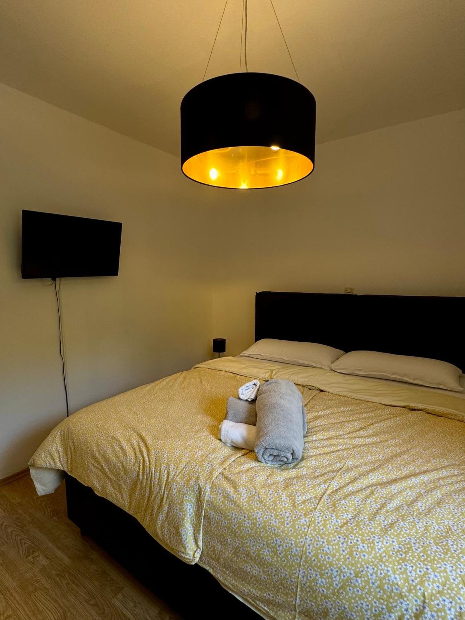 Enna Apartment A Meerblick Perfect Location Медулин Экстерьер фото