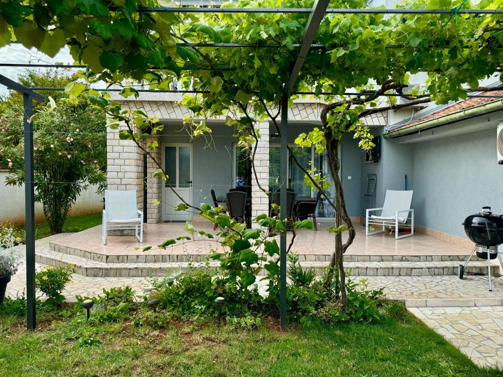 Enna Apartment A Meerblick Perfect Location Медулин Экстерьер фото
